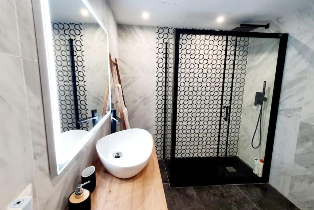 Apartment Spacious Loft, Parking Free M Malaga